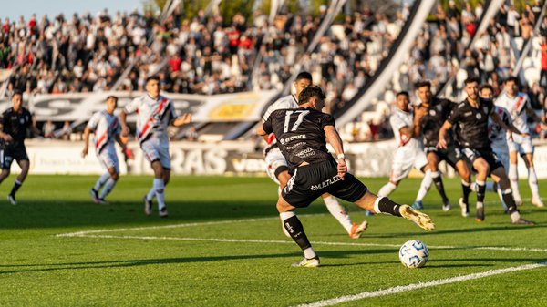 Boosting Local Engagement: Effective Tactics for UK Sports Clubs to Strengthen Community Ties